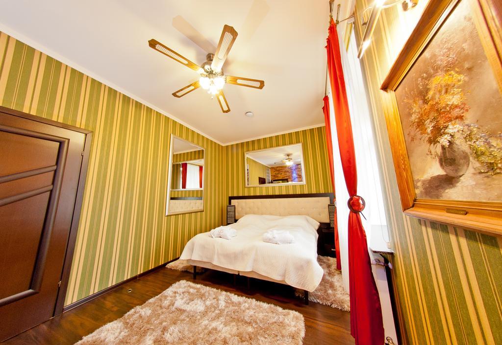Palac Saturna Czeladź Habitación foto