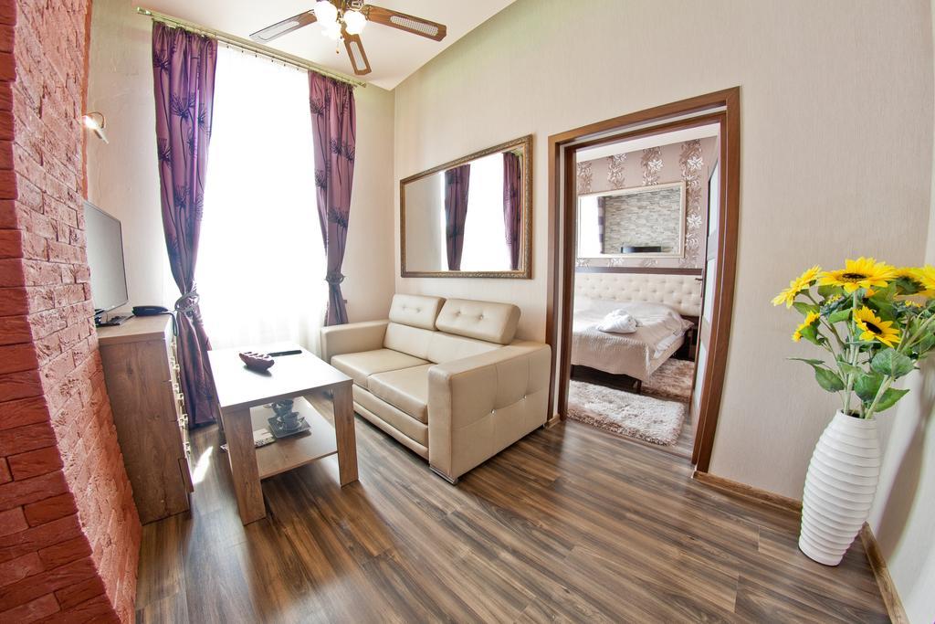 Palac Saturna Czeladź Habitación foto