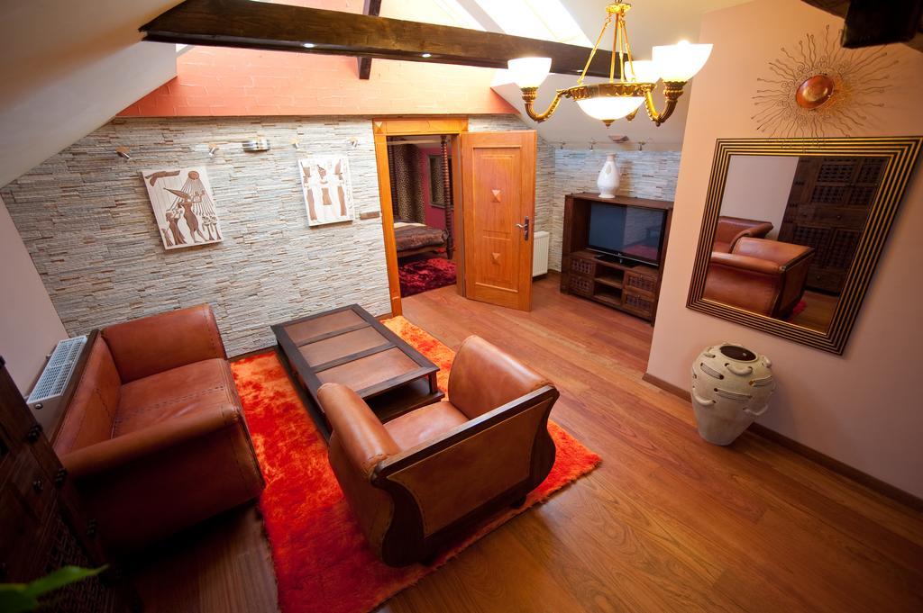 Palac Saturna Czeladź Habitación foto