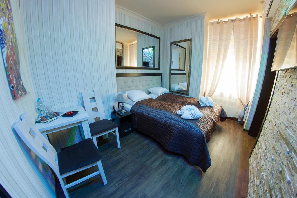 Palac Saturna Czeladź Habitación foto